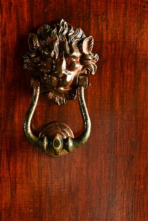 CUBA_6340 Door knocker, Plaza Vieja