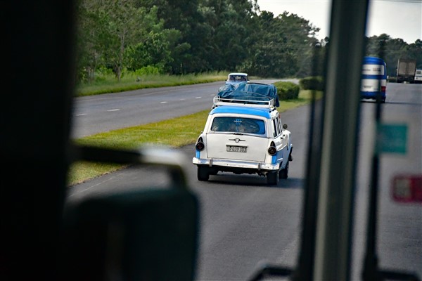 CUBA_6633 On the road to Vinales - Loaded up