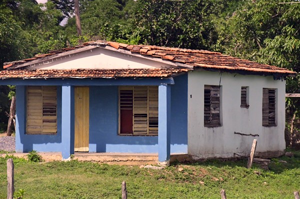 CUBA_6732 On the road to Vinales