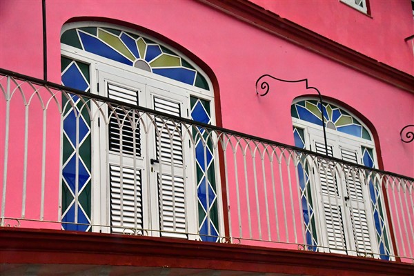 CUBA_6834 Porch doors on Vinales hotel front