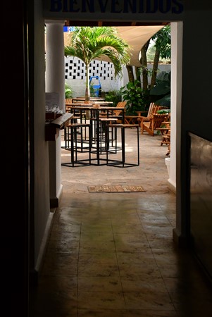 CUBA_6904 A restaurant patio