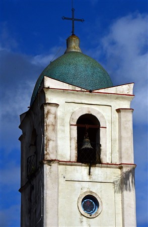 CUBA_6914 Bell tower of Iglesia del Sagrado Corazon de Jesus