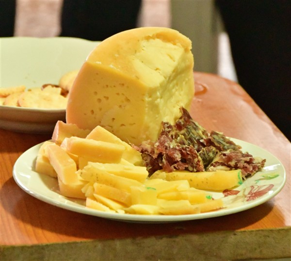 CUBA_7086 Cuban cheese and meats