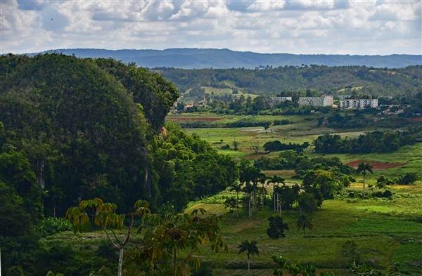CUBA_7314 View of Vinales valley