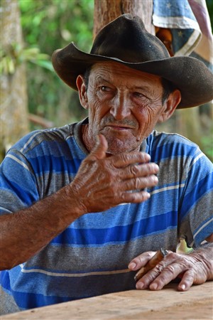 CUBA_7373 Grandfather