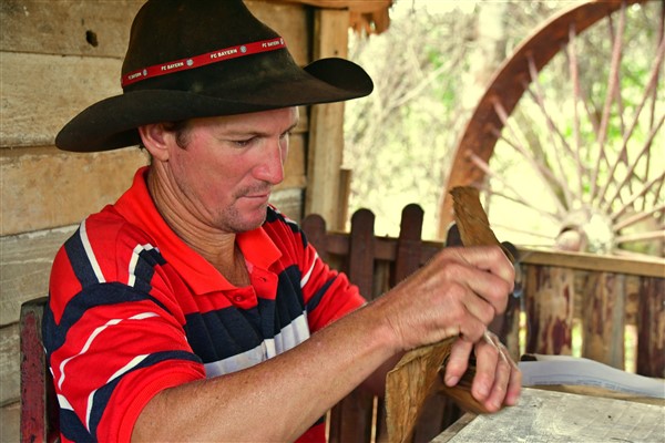 CUBA_7376 Farmer