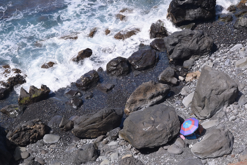 Stony beach, La Rambla