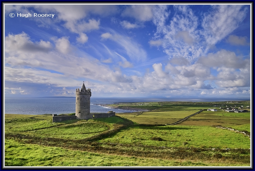  Ireland - Co.Clare - Doonagore Castle - 16th century tower house above Doolin. 