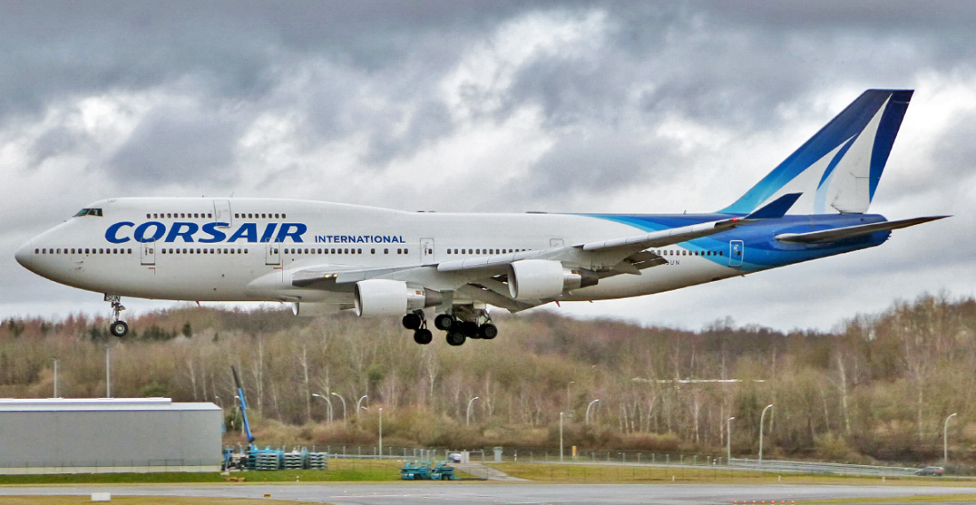 Boeing 747-422