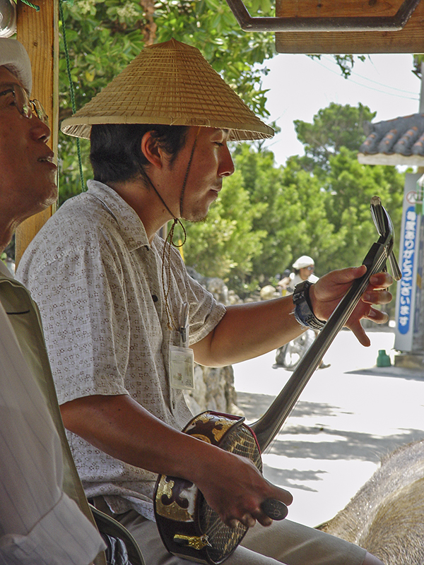 Passenger entertainment, Taketomi Island