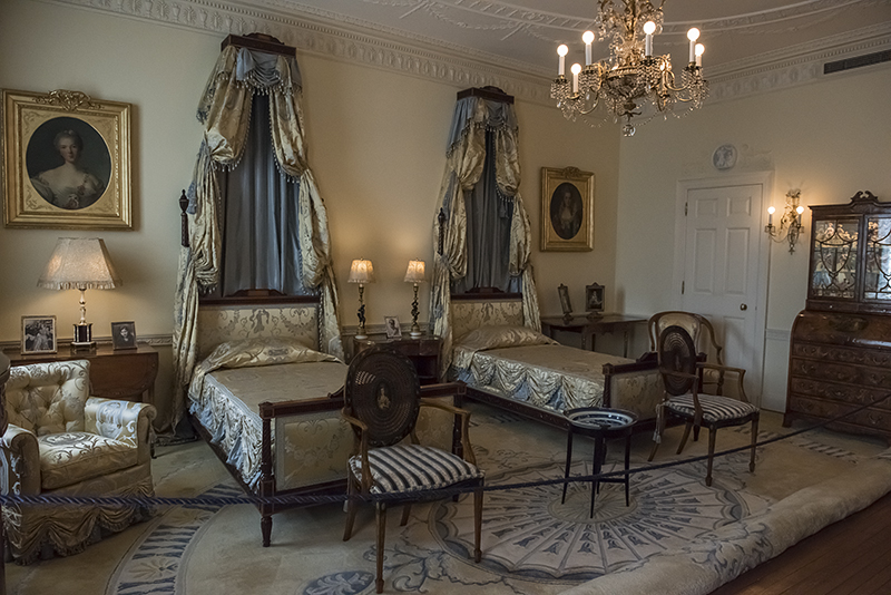 The Adam bedroom 
