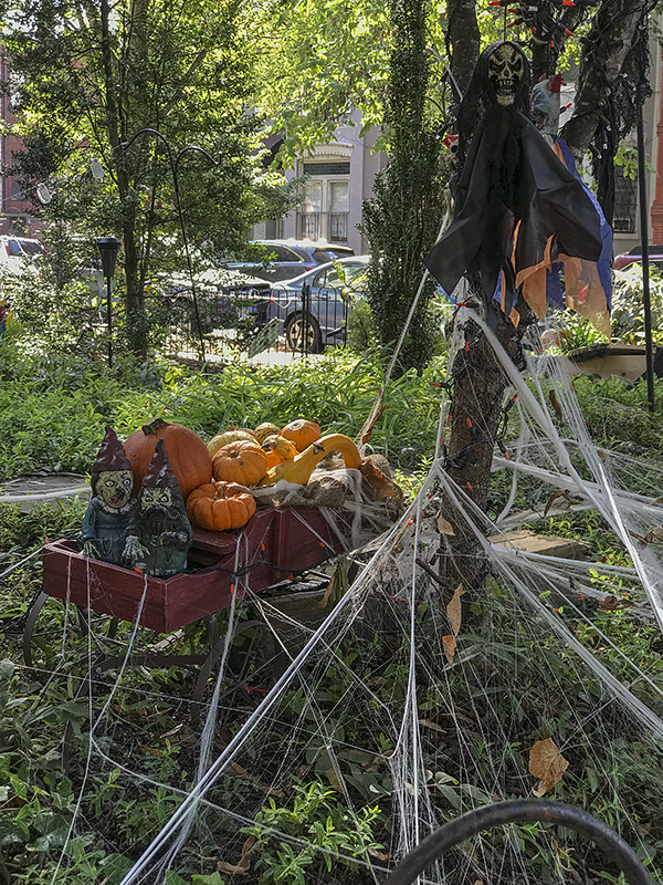 Goblins and the pumpkin cart