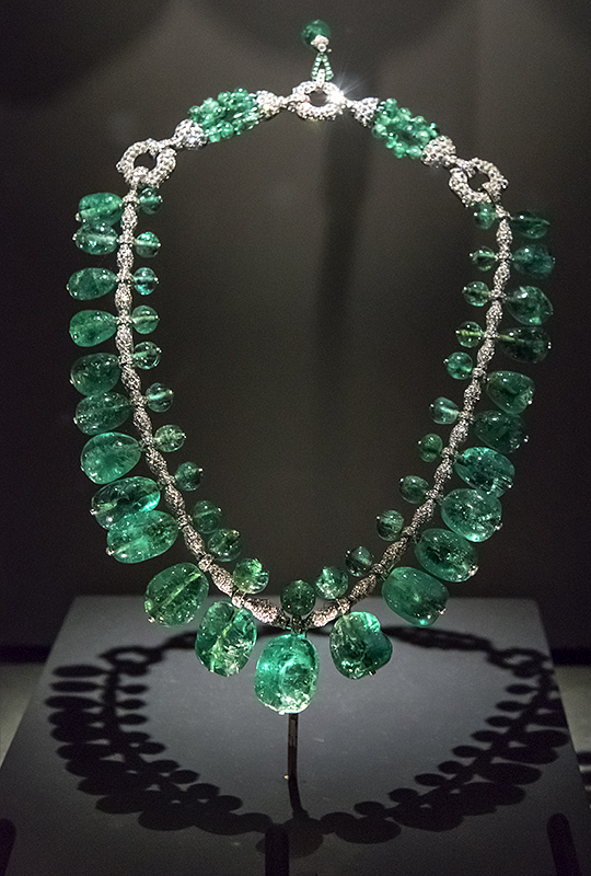 Post Emerald Necklace