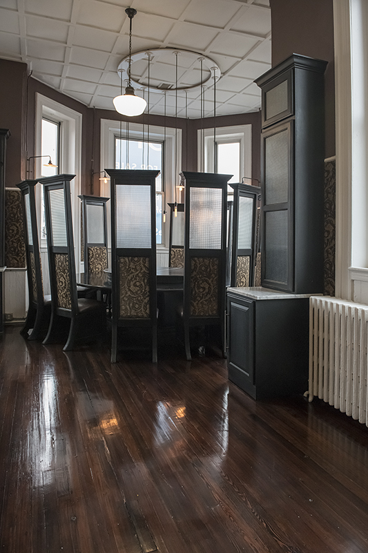 Penthouse, breakfast area