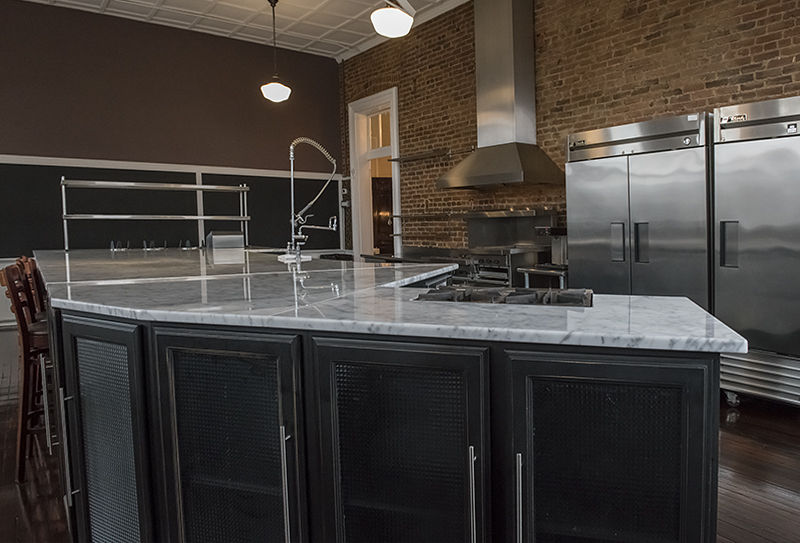 Penthouse, appliances