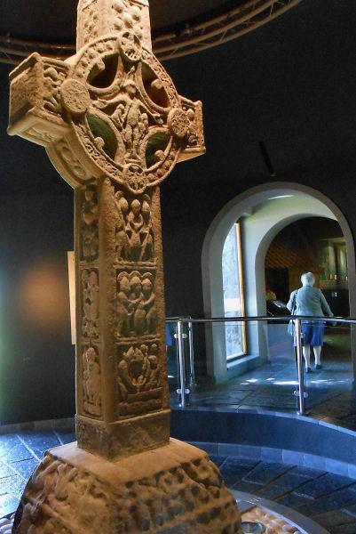 Original Cross of Scriptures reverse