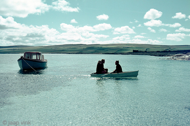 Landing at Eynhallow - Landing op Eynhallow