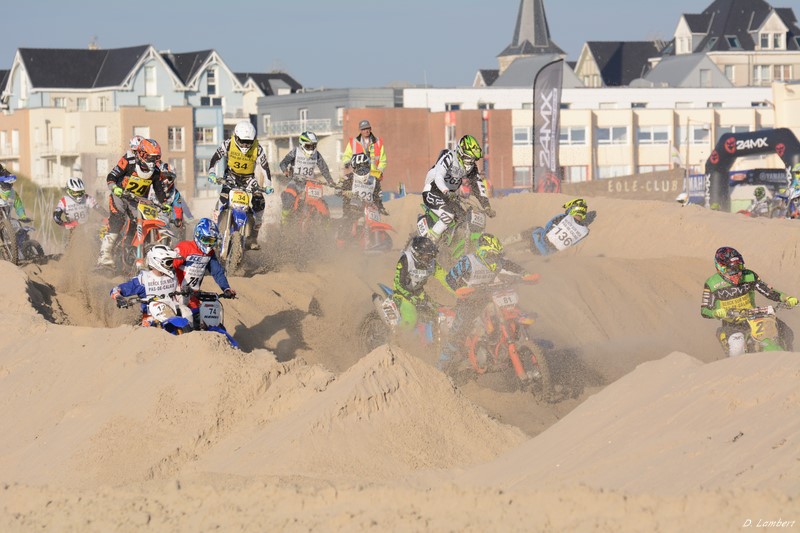 Beach Cross D7-18_333 (800x600).JPG