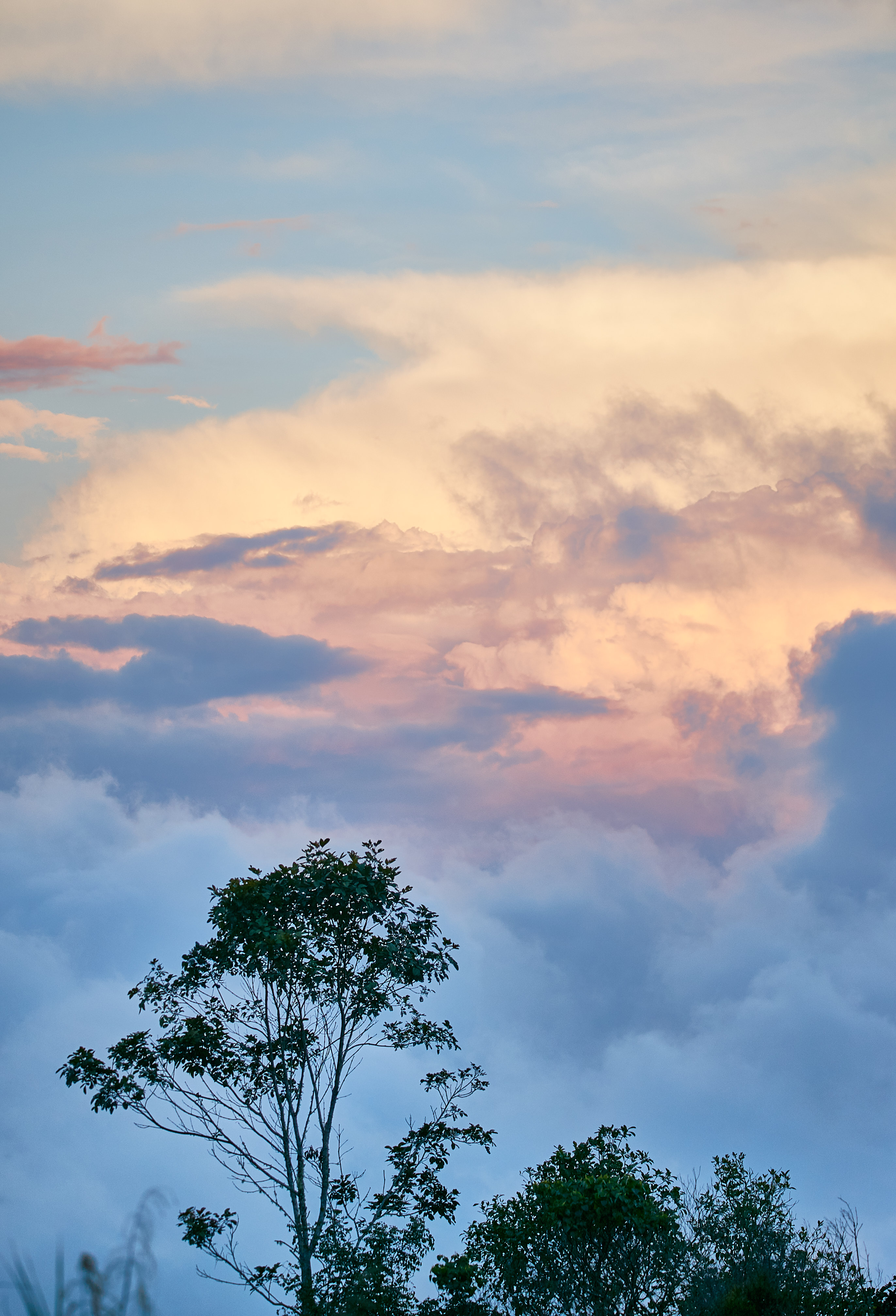 Evening sky from the flanks of Mount Hagen