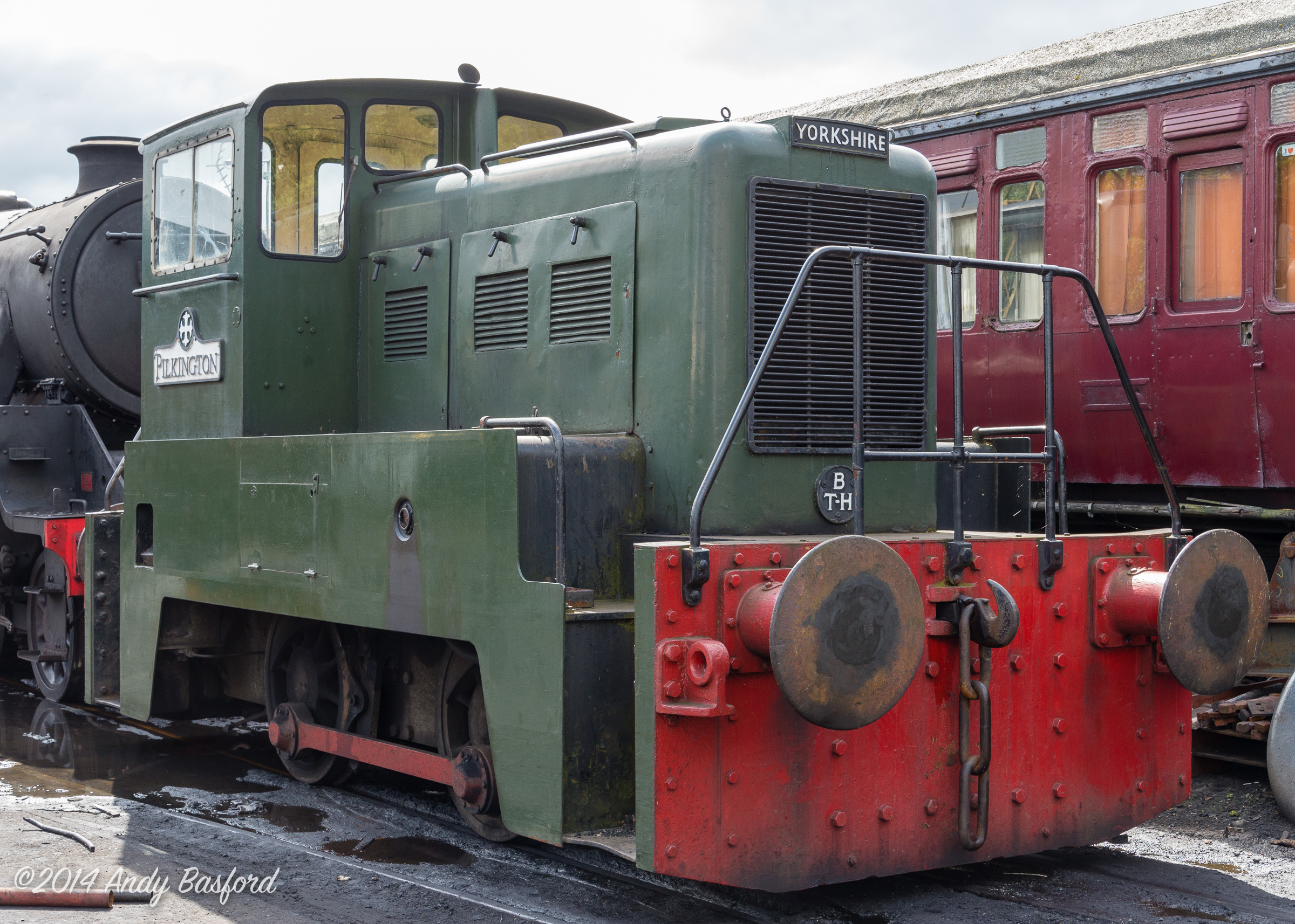 YE 0-4-0DE PILKINGTON (works no.2782 of 1960)-20140816.jpg