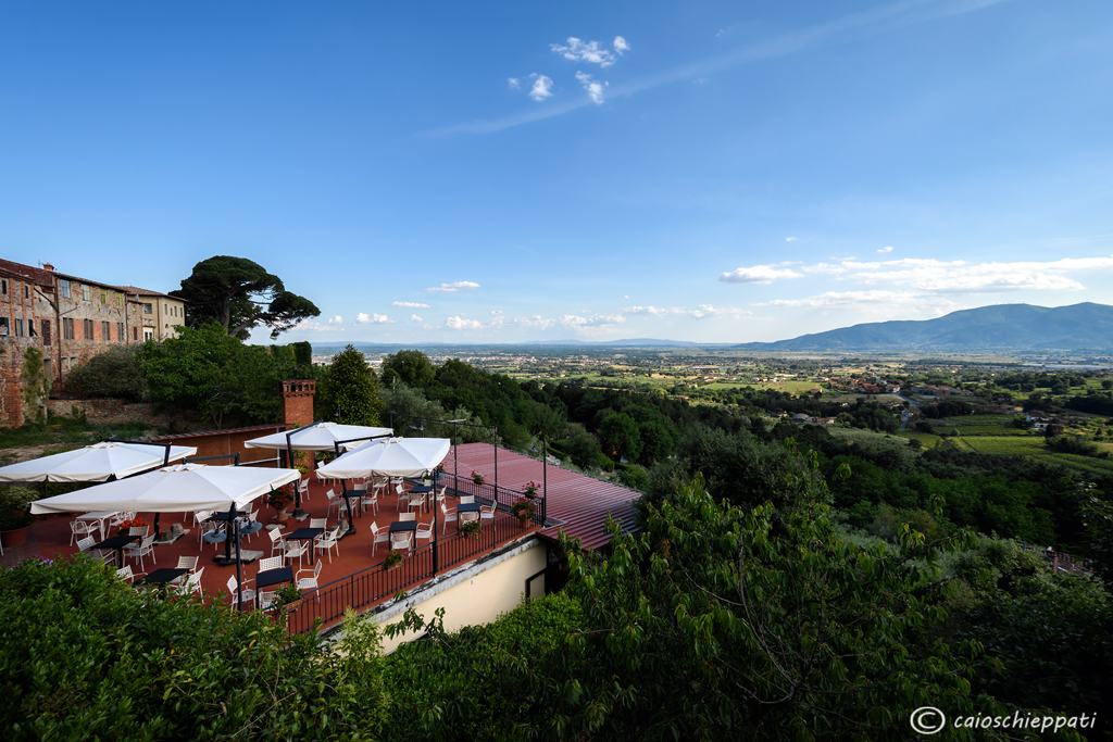 Panorama da Montecarlo,Lucca