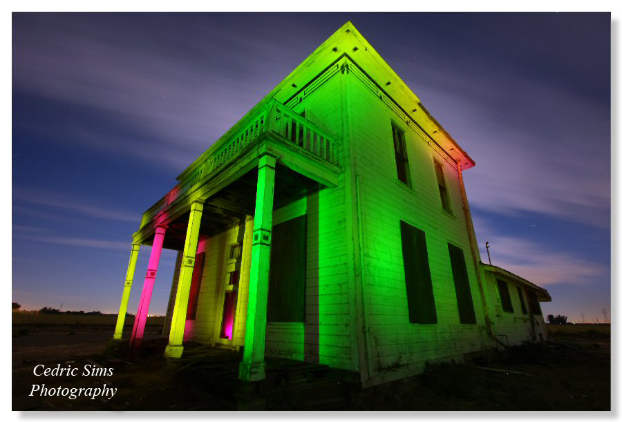 Light Painting at this Abandon House in Woodland, Ca.