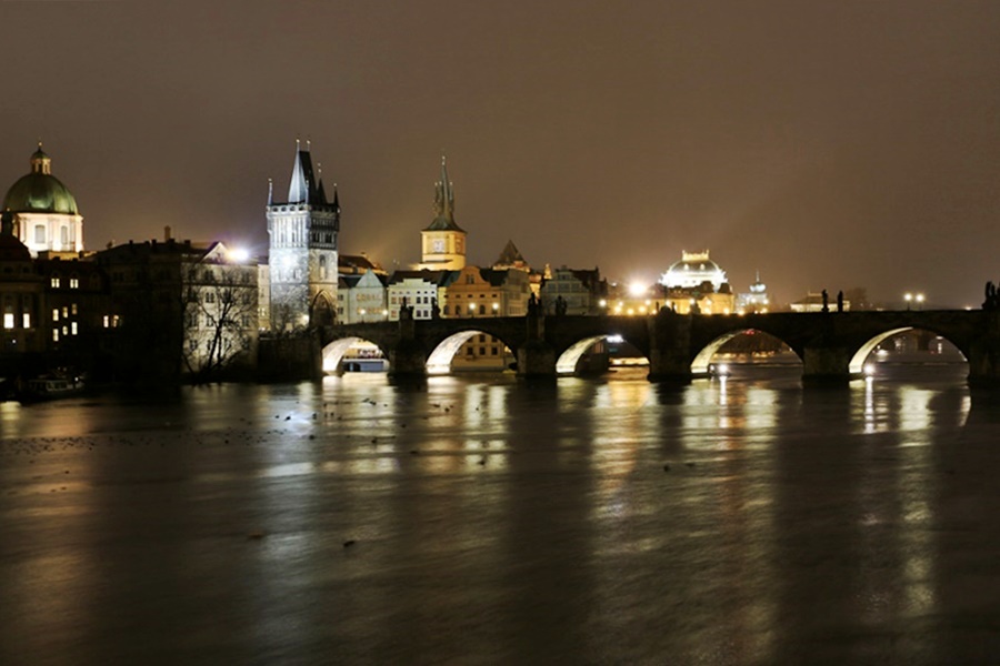 Charles Bridge (Karlův most)
