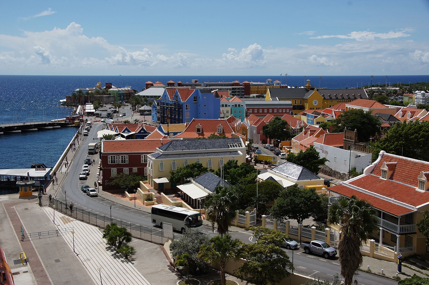 Willemstads western side, Otrabanda