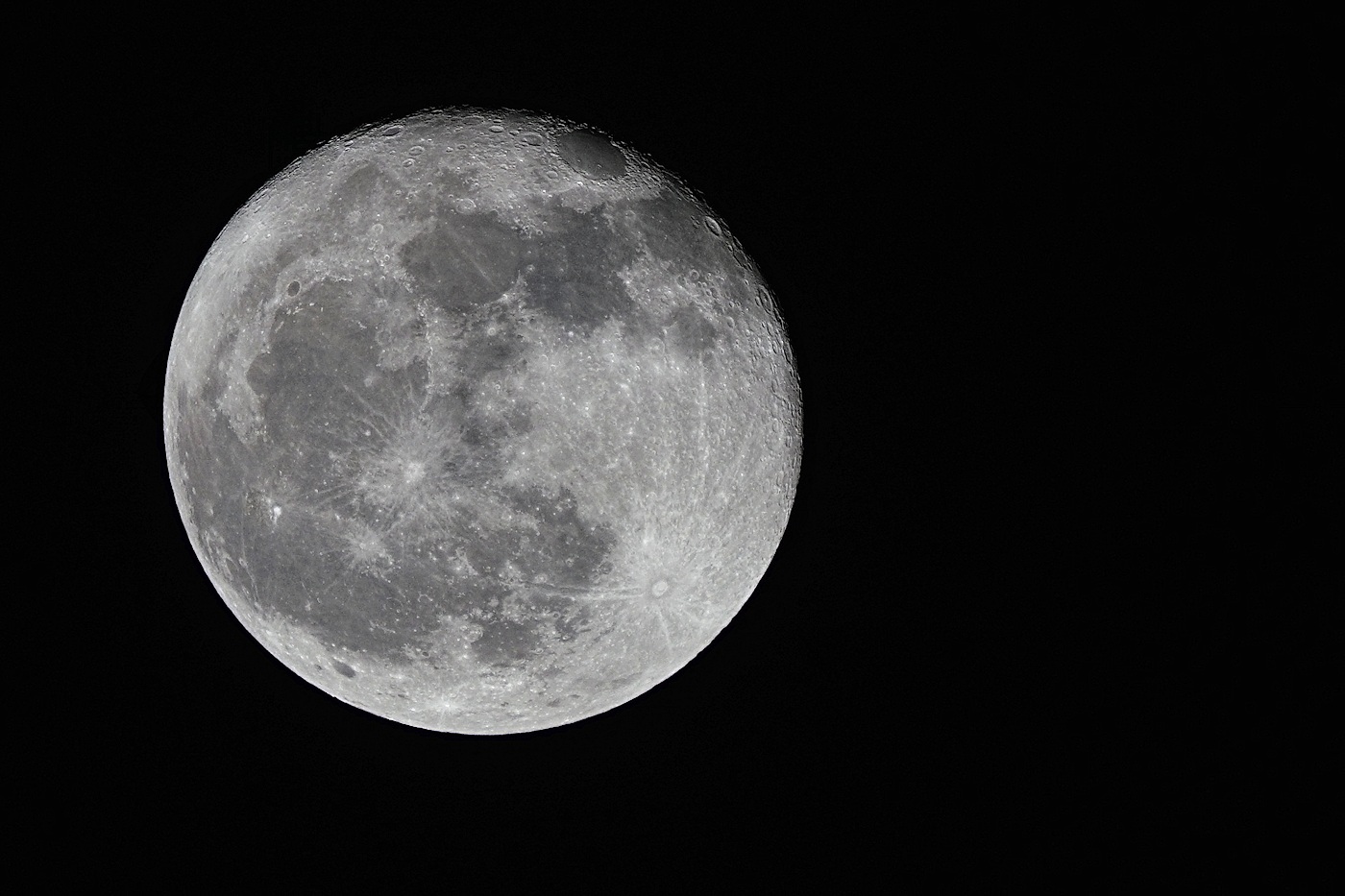 Full moon - FE100-400mm GM and 1.4x TC