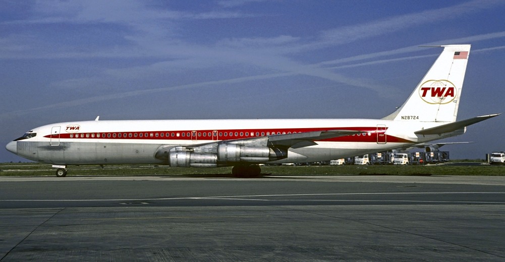 TWA Boeing B-707
