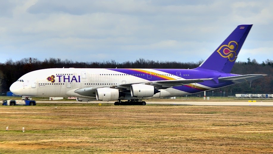 THAI A380, HS-TUB, Towed