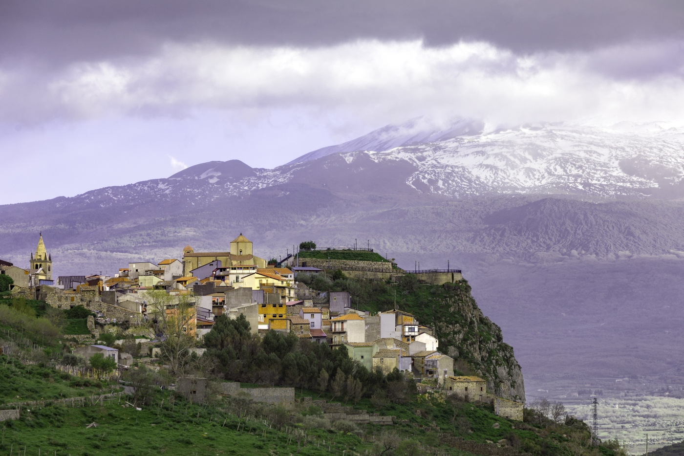 Roccella Valdemone and Mount Etna