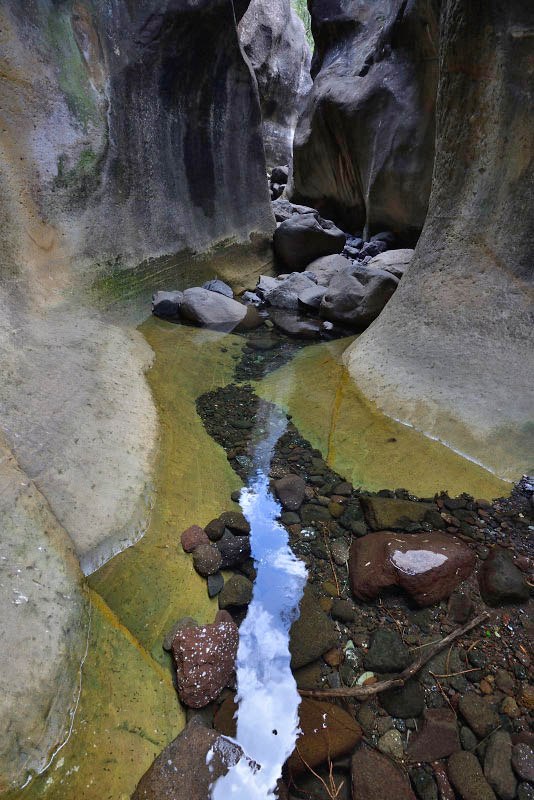 Drakensberg Mountains, Tugela Gorge Walk