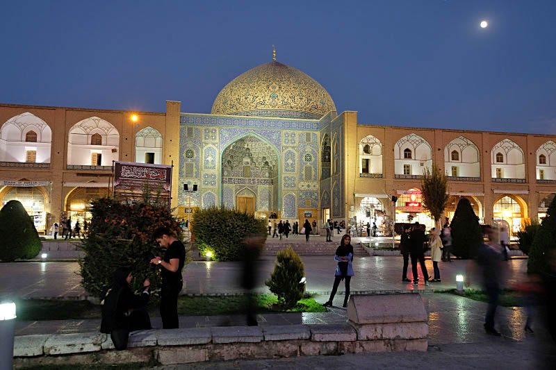 Esfahan, Masjed-e Sheikh Lotfollah in Nasqh-e Jahan Square