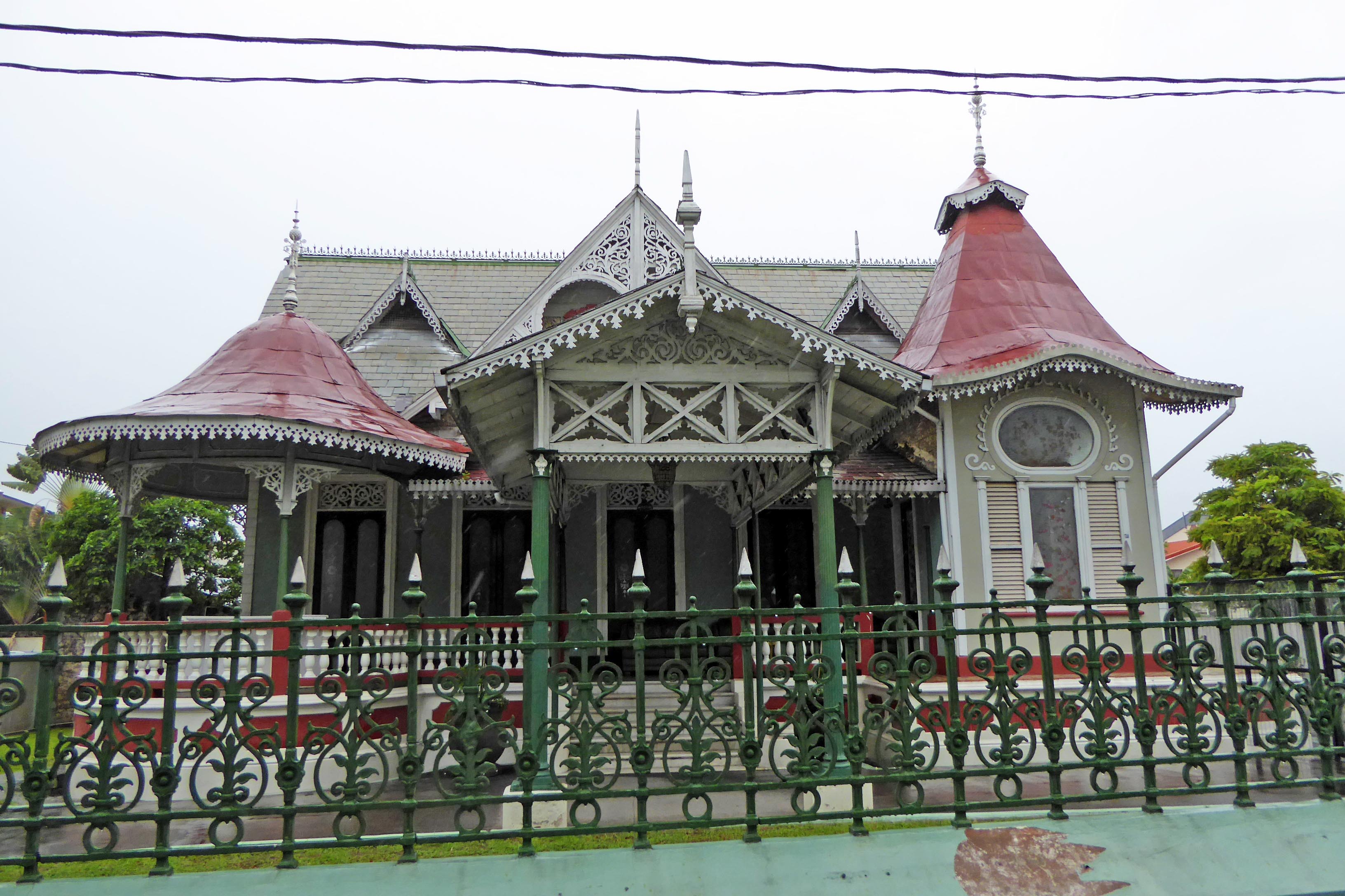 Trinidads Gingerbread House (built in the 1920s)