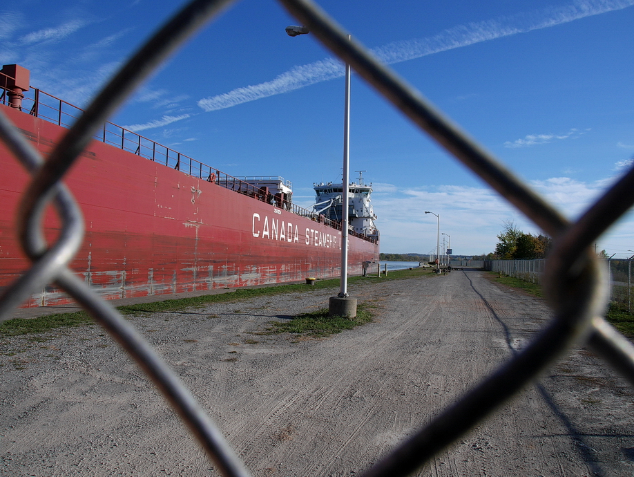 Very big ship entering lock N2