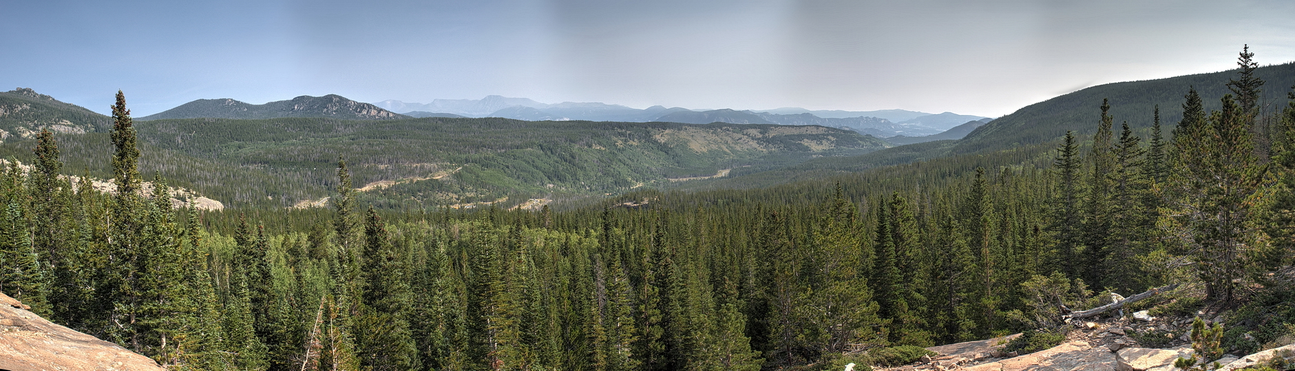 Panorama from trail to Mills lake
