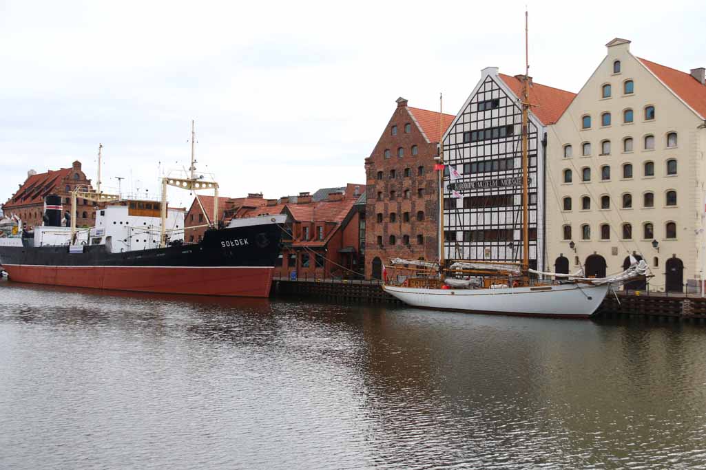 GDANSK OLD HARBOR AREA