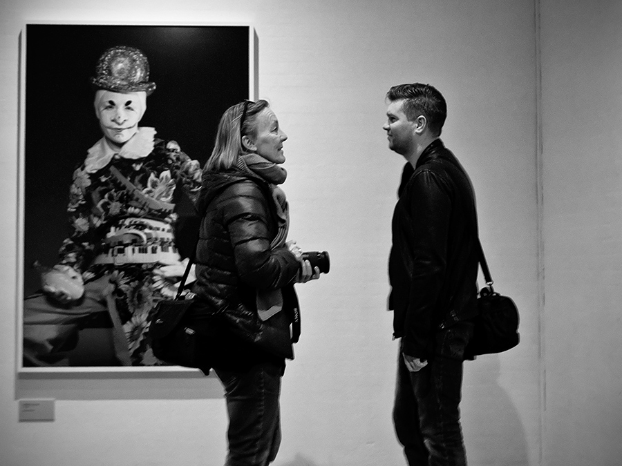Cindy Sherman clown and two photographers