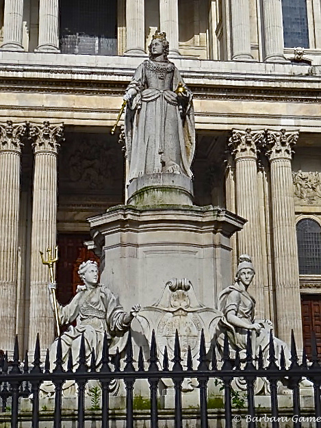 Statue of Queen Anne outside St Paul's Cathedral