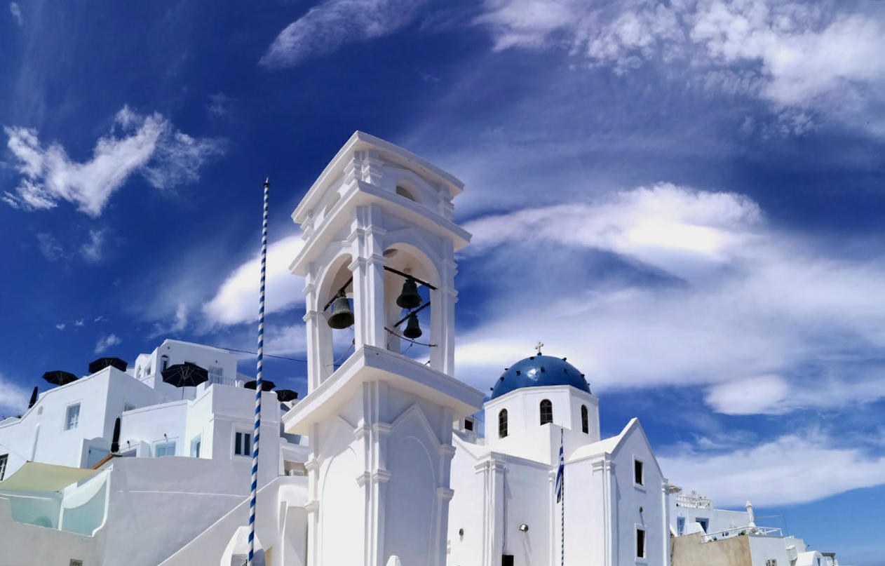 Blue sky, Imerovigli