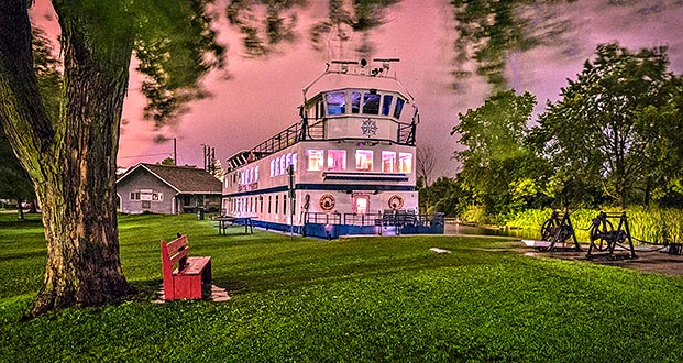 Kawartha Voyageur At Night P1220447-9