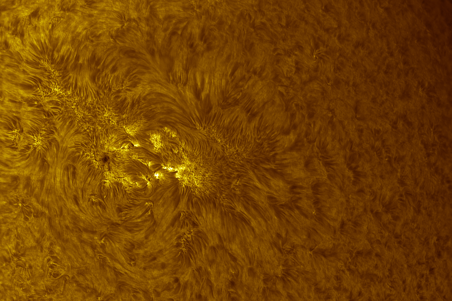 Active Region AR12712