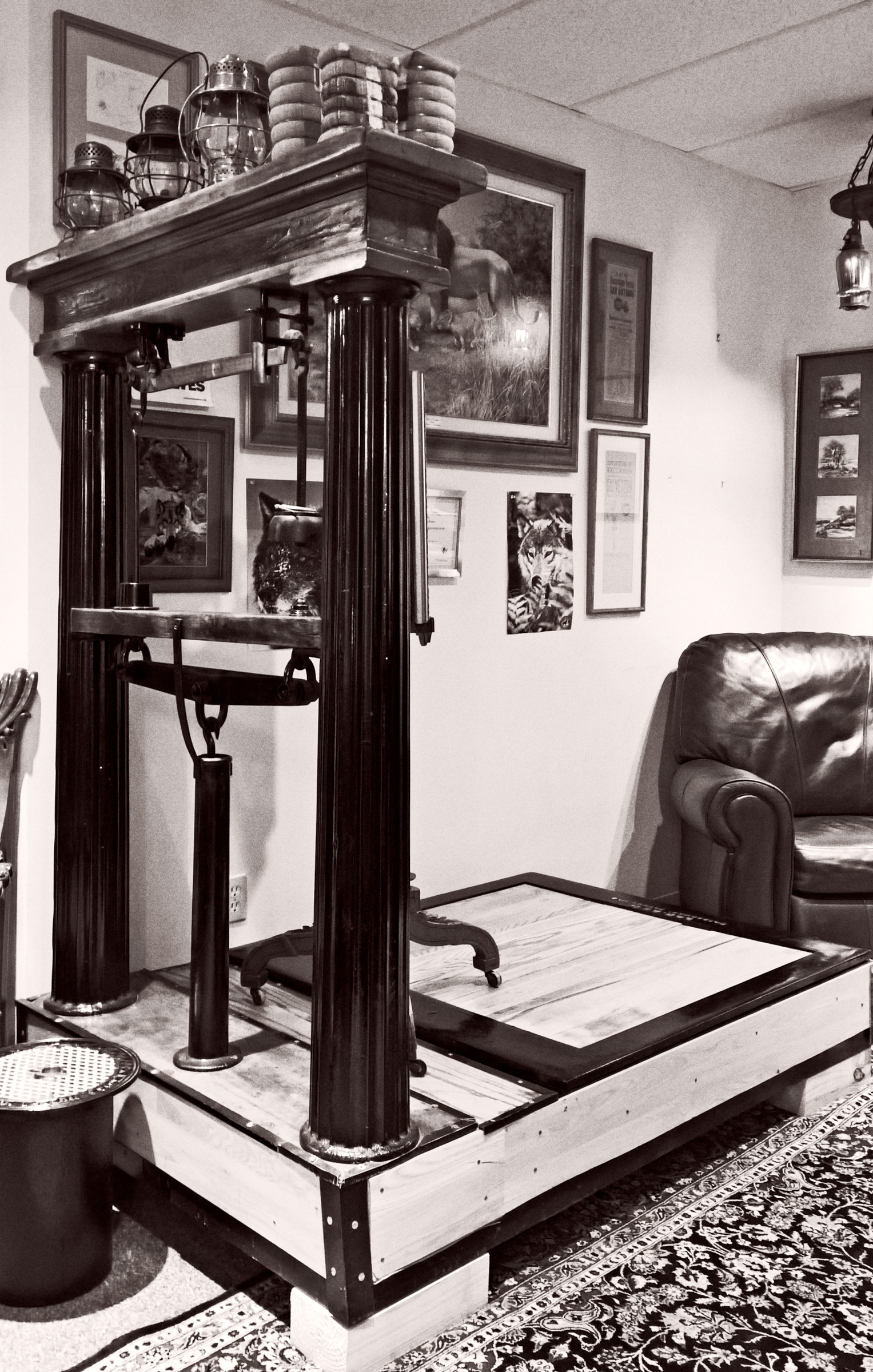 Dr Tom Nichols office scale