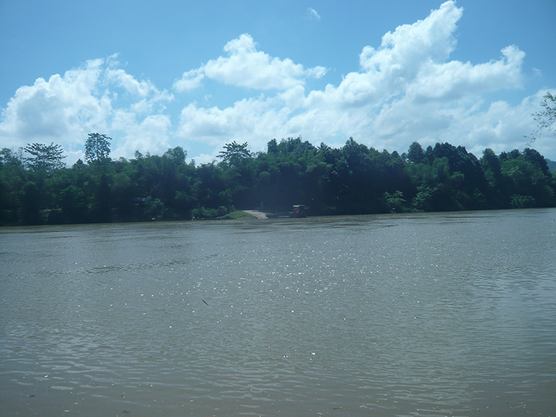 River crossing to get to Cat Tien