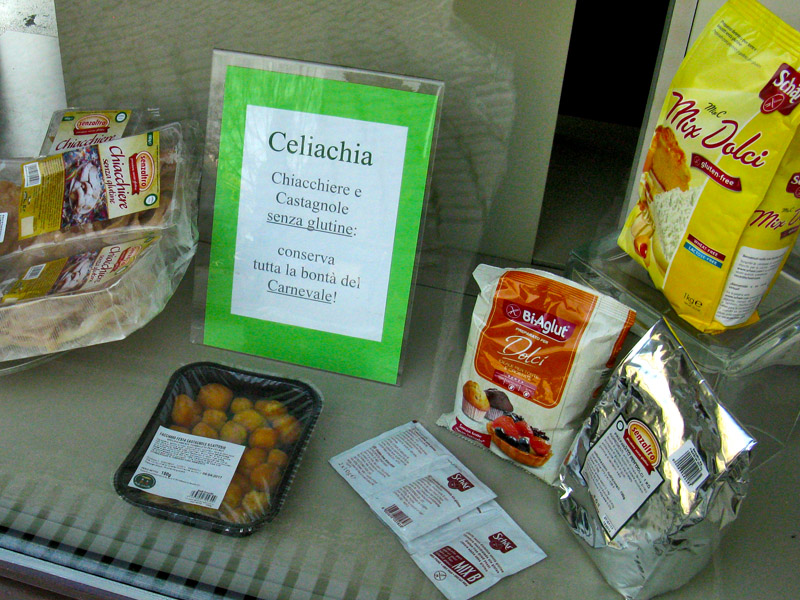 Glutin-free goodies for Carnevale8972