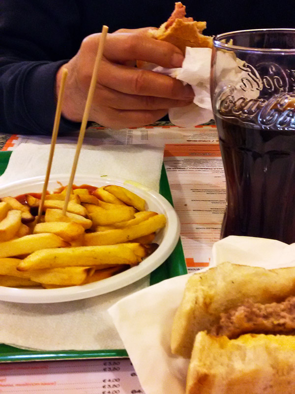 Hamburger with Olives, Fries, Wurstel132521