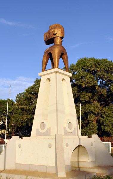 Nimba monument, Conakry