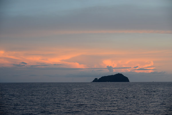Sunrise approaching Koh Bon