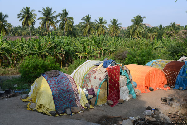 Squatter camp, Hampi Bazar